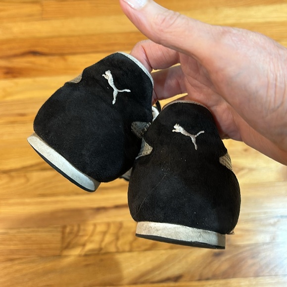 Vintage PUMA Slip On Sneakers Black and Silver - Picture 12 of 13